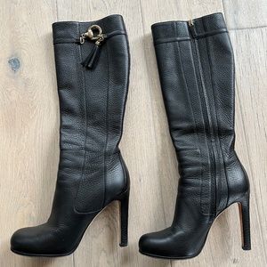 Gucci leather boots